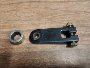 Bloque de dirección para tractor de césped MTD modelo 13AN771H729 748-04065-0637 - Imagen 1 de 5