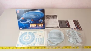 Star Trek Enterprise 1701-C AMT Model 2010 1:2500 Cadet Seri Snap It - Picture 1 of 10