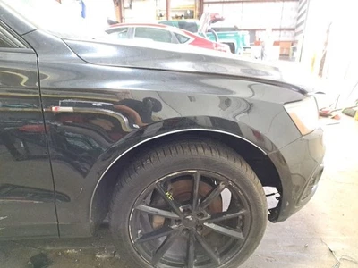 2016 Q5 Audi Right Passenger Side Fender Color: Black Y9t - Изображение 1 из 4