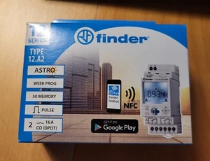 finder 12.A2.8.230.0000 2CO-DPDT Weekly timer coil 110 V-230 V AC/DC - Picture 1 of 4