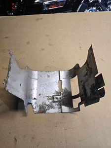 Escudo de cilindro Briggs & Stratton 698454 - Imagen 1 de 5