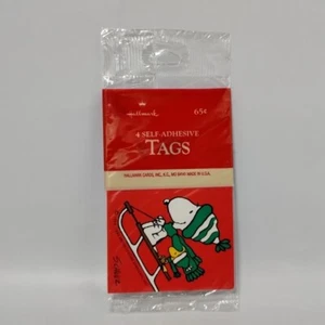 Vintage Hallmark Peanuts Snoopy Woodstock Sledding Self Adhesive Gift Tags NOS - Picture 1 of 7