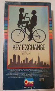 KEY EXCHANGE(VHS-1985)DANNY AIELLO DANIEL STERN-ROMANTIC COMEDY-SEALED-HTF-RARE - Picture 1 of 8