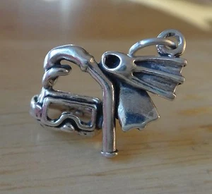 1 Sterling Silver 3D 20x18mm Snorkel Mask Fins Snorkeling Charm - Picture 1 of 5