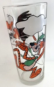 Vintage 1976 Looney Tunes Collectors Glass - COOL CAT & BEAKY BUZZARD - Picture 1 of 5