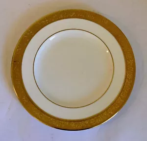 Salad Plate Ascot by Wedgwood Gold Encrusted Band 8" - Picture 1 of 4
