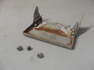 1957 1958 1959 1960 Ford F100 F250 TRUCK ASHTRAY INSERT OEM - Picture 1 of 3