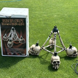 Spirit Halloween Deadlight Chandelier Light Heavy Resin Prop Tested & Working - Picture 1 of 17