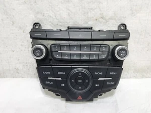 2017-2019 Ford Escape Radio Audio Control Panel OEM F1ET 18K811 KD - Picture 1 of 6