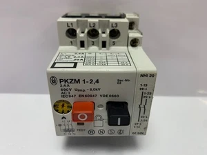 Klockner Moeller PKZM1-2,4 w/ attached NHi 20 Aux Contact - Picture 1 of 4