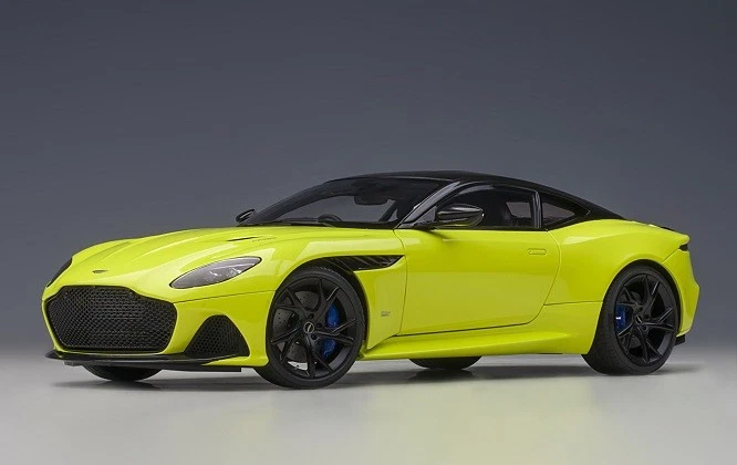 AUTOart 70295 - 1/18 Aston Martin DBS Superleggera (Lime Essence) - Nuovo - Immagine 1 di 1