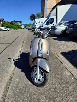 Roller Kymco new Sento 50i 4t Gedrosselt 45kmh Retro Style mit Topcase - Bild 1 von 4