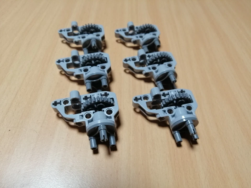 LEGO Technic 6 Stück Radaufhängung mit Zahnrad grau / Technik Zubehör - Bild 1 von 4