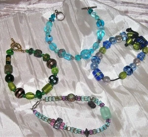 HANDCRAFTED BEAD BRACELETS  ** LOTS OF 4 ** - Bild 1 von 2