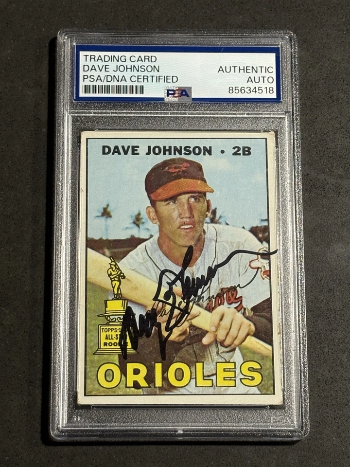 DAVEY JOHNSON 1967 TOPPS AUTOGRAFADO CARTÃO DE NOVATO CERTIFICADO PSA/DNA - Imagem 1 de 2
