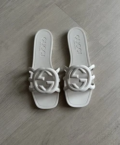 Gucci Womens Pink Interlocking Sandals Slides Rubber Cream size 8 - Picture 1 of 17