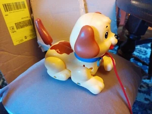Perro Pull Along Caminando Cachorro 2005 Marrón/Amarillo (Crema) Fisher Price De Colección - Imagen 1 de 4