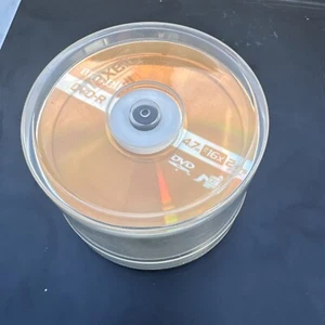Fujifilm DVD-R 16X 4.7GB 120 Min. 50 Pack Blank DVD's 50 Spindle Cake Stack CD - Afbeelding 1 van 4