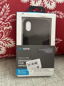 Custodia Speck Presidio Pro per Apple iPhone X e iPhone XS (5,8 pollici) - nero - Foto 1 di 12
