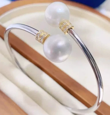 Gorgeous AAA Huge 10-11mm Round South Sea White Pearl Bracelet 925s 7.5-8in - Image 1 of 4