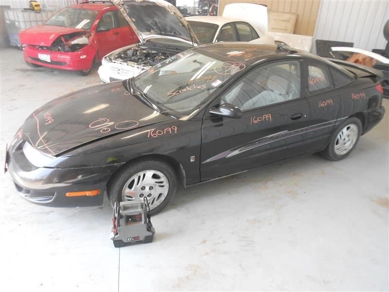 (LOCAL PICKUP ONLY) Passenger Quarter Glass 3 Door Fits 97-00 SATURN S SERIES 74 - Изображение 1 из 4