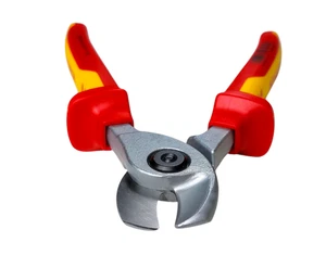 KNIPEX 95 16 165 Kabelschere VDE – 165 mm – mit Mehrkomponenten-Griff - Bild 1 von 3