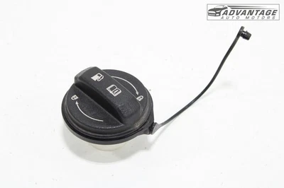 2010-2025 KIA SOUL ТОПЛИВНЫЙ БАК НАПОЛНИТЕЛЬ ГОРЛОВИНЫ КРЫШКА 31010-3L600U OEM - Изображение 1 из 4