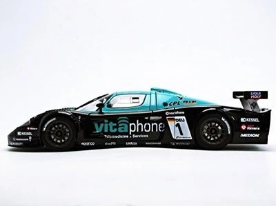 1/18 AUTOart Maserati MC12 FIA GT1 Championship 2010 #1 Green Black w/ Box 81035 - Image 1 of 4