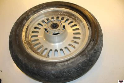 Llanta delantera Triumph Rocket III 2009 con neumático 150/80R16 M/C 71V Foto 1 de 4