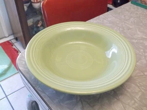 Vintage Chartreuse Fiestaware Soup Bowl 8 1/4 - Picture 1 of 6
