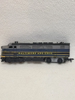 Vintage Gilbert 421 H.O. Scale F Diesel Locomotive Baltimore & Ohio GUC - Image 1 of 4