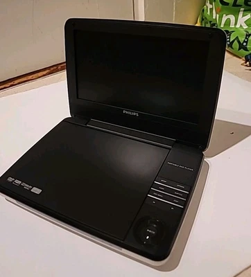 DVD player portátil Philips 7"" PD700/37 sem adaptador apenas player - Funciona - Imagem 1 de 4