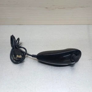 Black Nunchuck Nintendo Wii / U Controller Remote - Picture 1 of 7