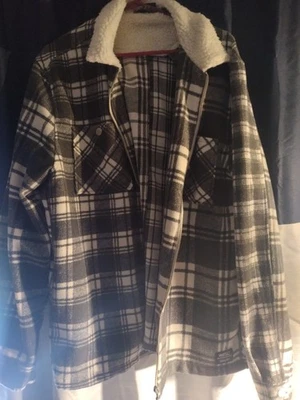 Men's Grey plaid  Flannel Jacket - Image 1 of 4