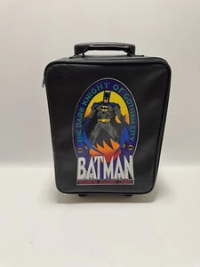 VTG Promo 1996 Batman Dark Knight Gotham City Suitcase Mischief Makers Suitcase - Bild 1 von 11