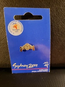 Spilla Harbour Bridge tono argento Olimpiadi Sydney 2000 - come nuova - Foto 1 di 1
