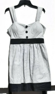 City Triangles Women's Junior Size 11 Gray & White striped Sweet Heart Dress - Picture 1 of 8