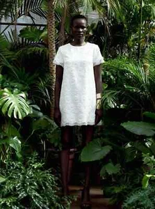 NEUF AVEC ÉTIQUETTE_MINI robe blanche texturée ZARA ZW COLLECTION TAILLE M - Photo 1/4