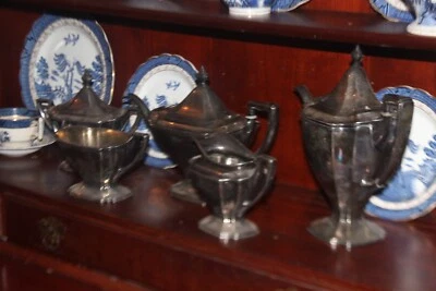 ANTIGUO JUEGO DE TÉ ENCHAPADO EN PLATA ART DECO INGLÉS JUEGO DE CAFÉ INICIAL 5 M Foto 1 de 4