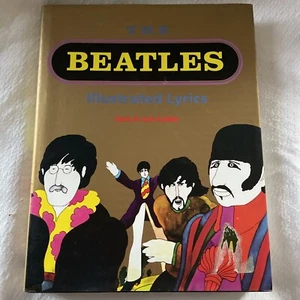 The Beatles Illustrated Lyrics by Alan Aldridge Song Book Hardcover Coffee Table - Imagen 1 de 6