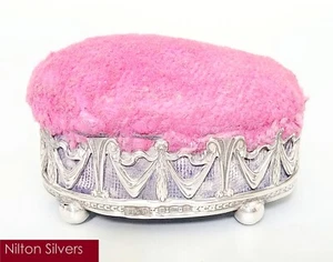 Antique Edwardian silver pin cushion, Henry Clifford Davis, B'ham 1908 - Foto 1 di 6
