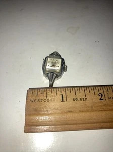Vintage Hilton ladies watch - Picture 1 of 7