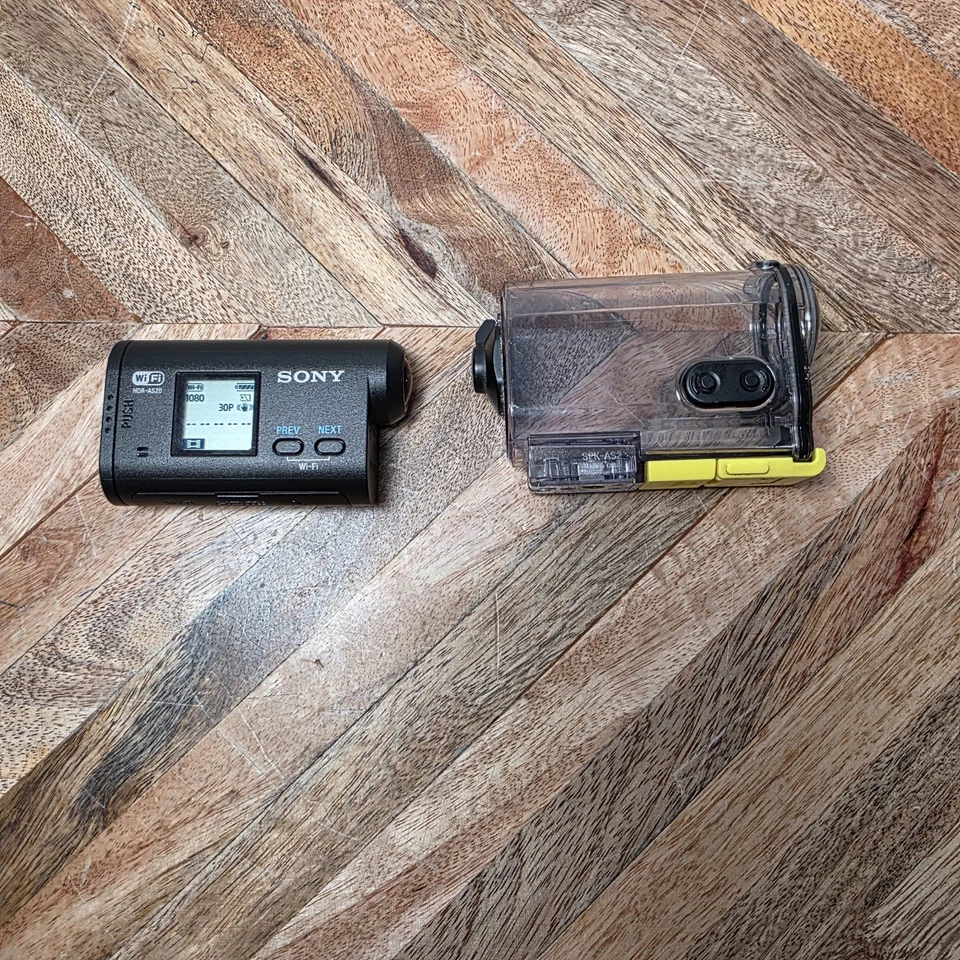 Sony HDR-AS20  11.9 Mega Pixel Exmor  SteadyShot Full 1080 P w/ Water Proof Case - Image 1 of 4