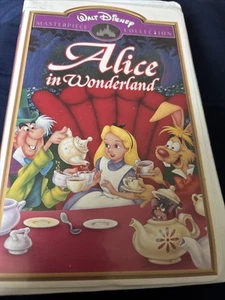 Alice In Wonderland VHS - Picture 1 of 4