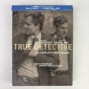 True Detective: the Complete First Season (Blu-ray) Disc 2&3 - Slipcover - Picture 1 of 7