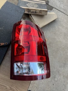 Tail Light For 07-13 GMC Sierra 1500 07-14 Sierra 2500 HD Halogen Passenger Side - Picture 1 of 2