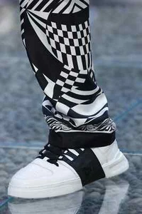 $1045 Designer VERSACE Panelled Medusa Leather Low Top Fashion Sneakers 10 - Picture 1 of 10