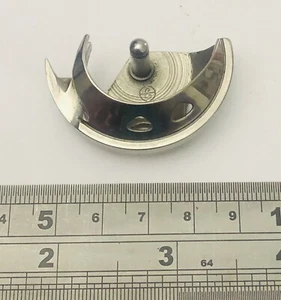 Shuttle Hook for NEW HOME JANOME MODEL 888 Sewing Machine - Picture 1 of 3