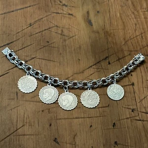 Vintage WELLS STERLINGSILBER BETTELARMBAND Mutter Großmutter CHARMS Namen auf Rückseite - Bild 1 von 10