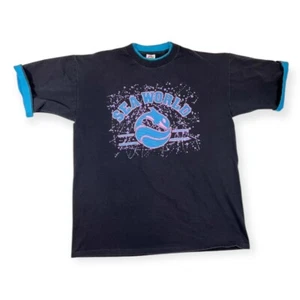 VINTAGE SEA WORLD DOLPHIN 1980s NEW WAVE T-SHIRT RETRO NOSTALGIC SINGLE STITCH - Picture 1 of 5
